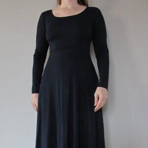Banana Republic long sleeve ballet style dress
